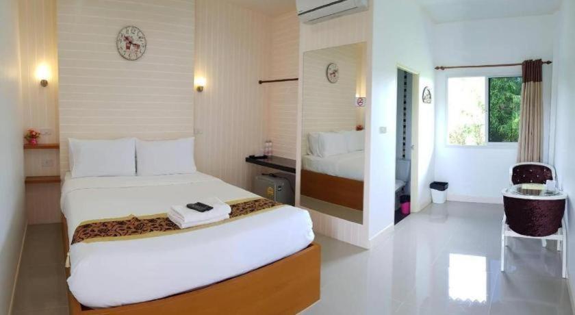 The Aam Resort Bang Sare Exterior foto