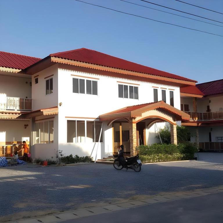 The Aam Resort Bang Sare Exterior foto
